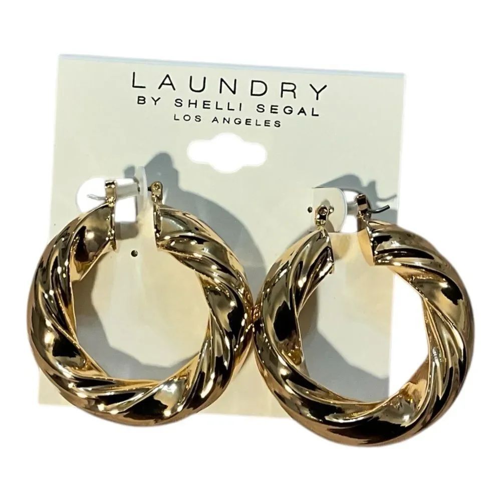 Laundry by Shelli Segal gold tone hoop earrings  NWOT